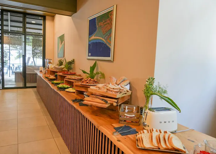 Zlatni Rat Beach Resort